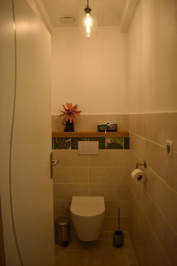 Chambre Au Calme Avec Spa Privatif Gratuit Sud Aveyron Les Palmiers Des Causses Saint-Rome-de-Tarn 외부 사진